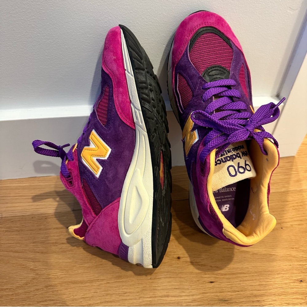 New Balance x Teddy Santis M990PY2 - Made in USA _ Purple_ (MNS 7/WMNS 8.5) - Picture 3 of 9